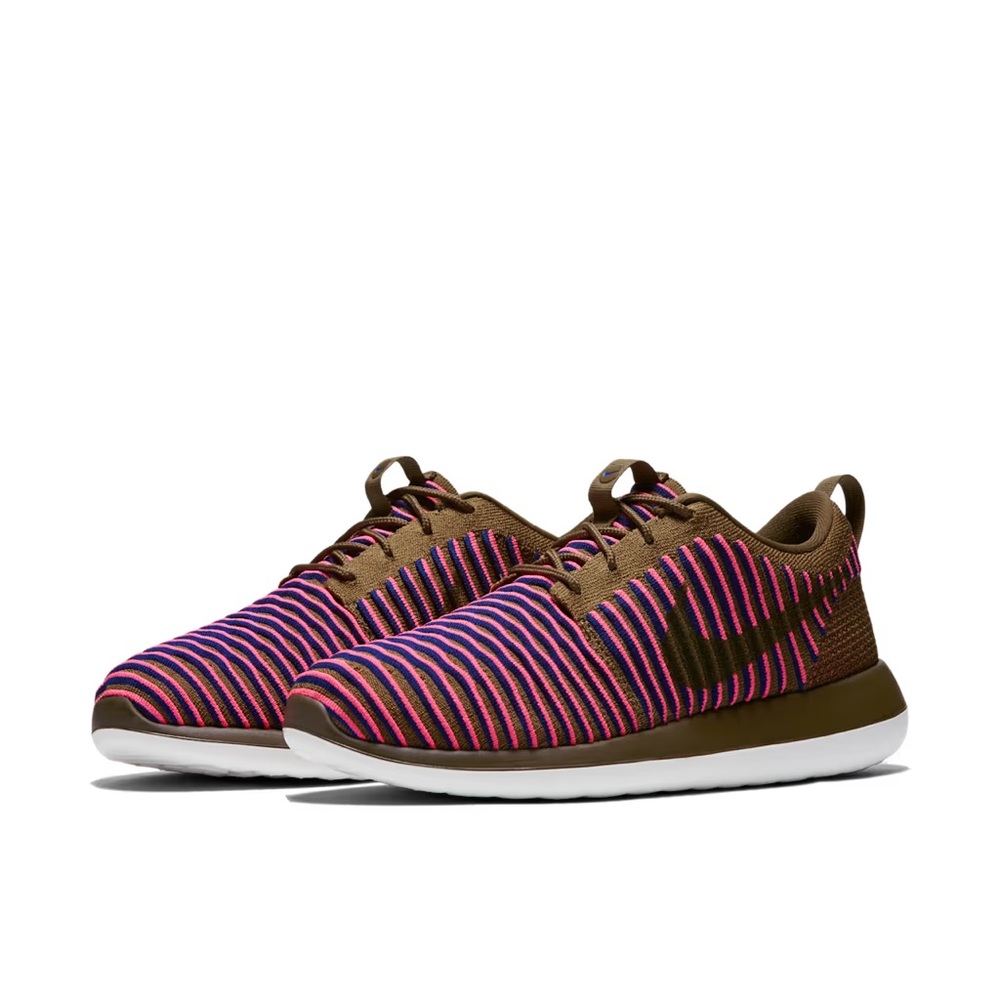 Nike Roshe Two Flyknit "Olive Flak" sneakers with pink blast stripes
